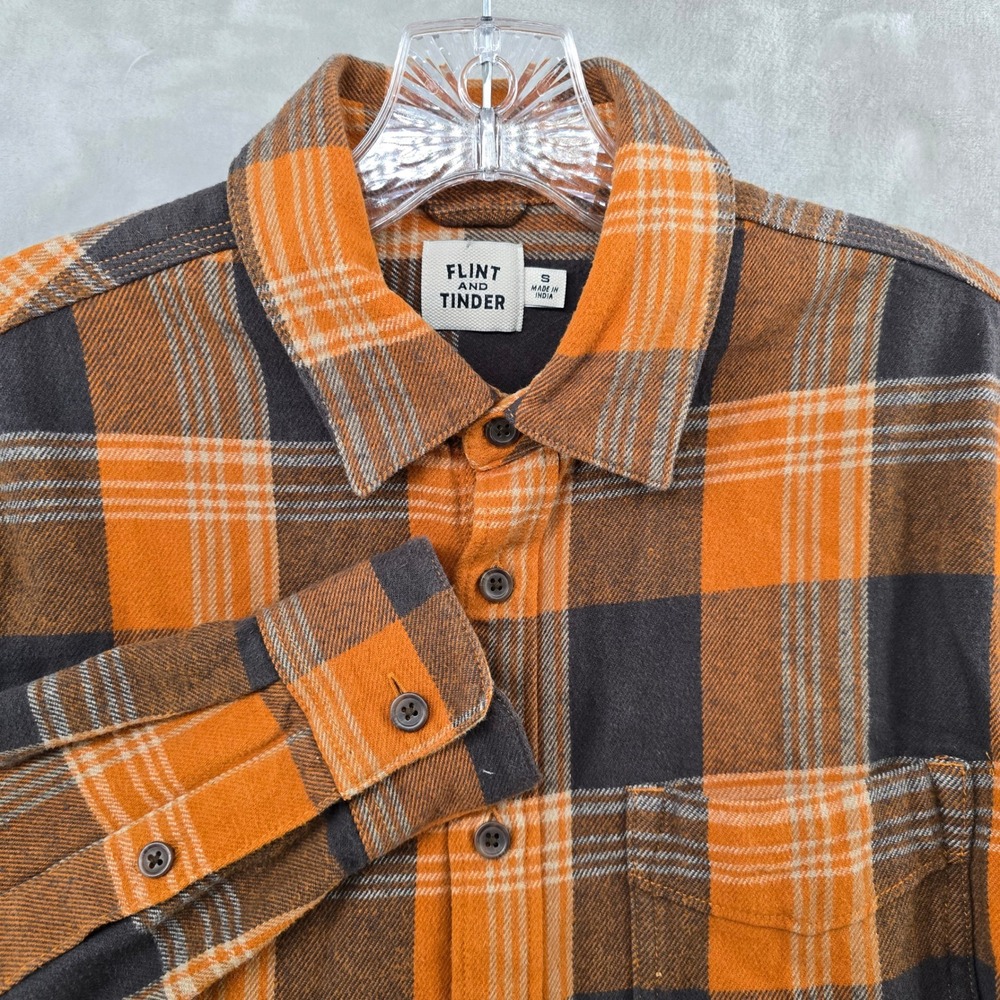 Flint and Tinder Flannel Shirt Men Small Orange Plaid Long Sleeve Button Down